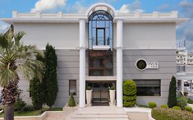 Danai Hotel